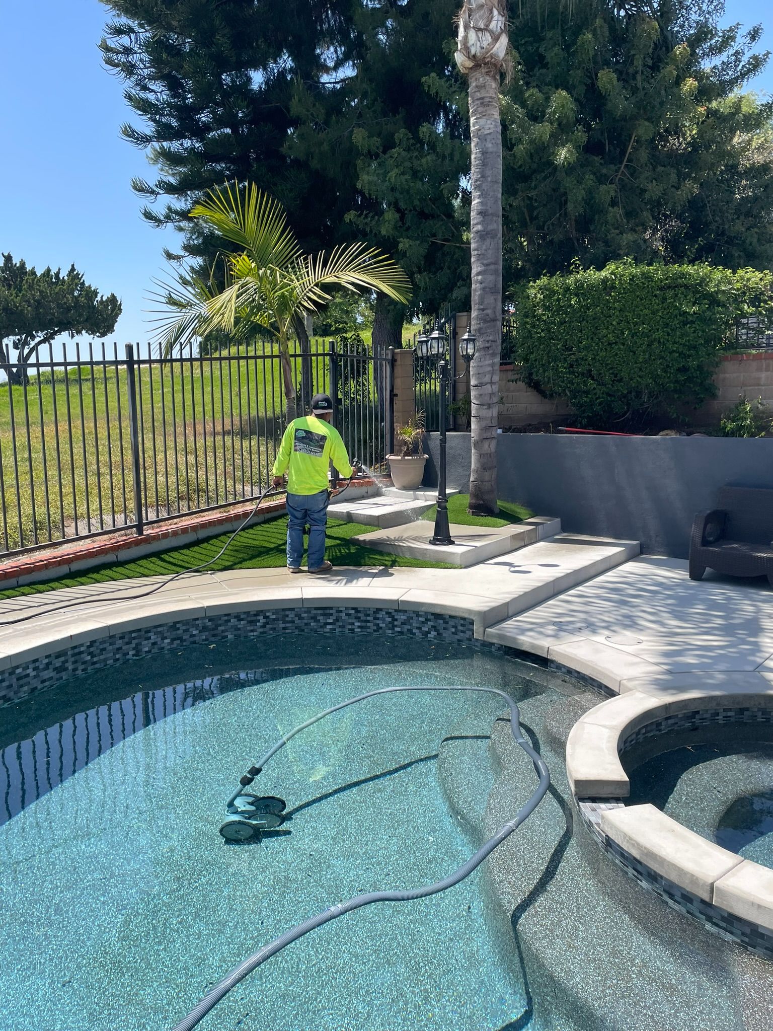 Artificial Turf - Pools