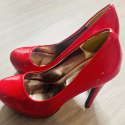Steve Madden  Red Pumps Heels 