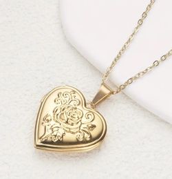 Rose Locket Necklace