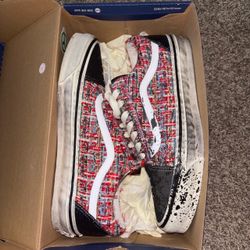 Vans Premium Old Skool - ‘Charms Red Black’ Size 10.5 Worn Once