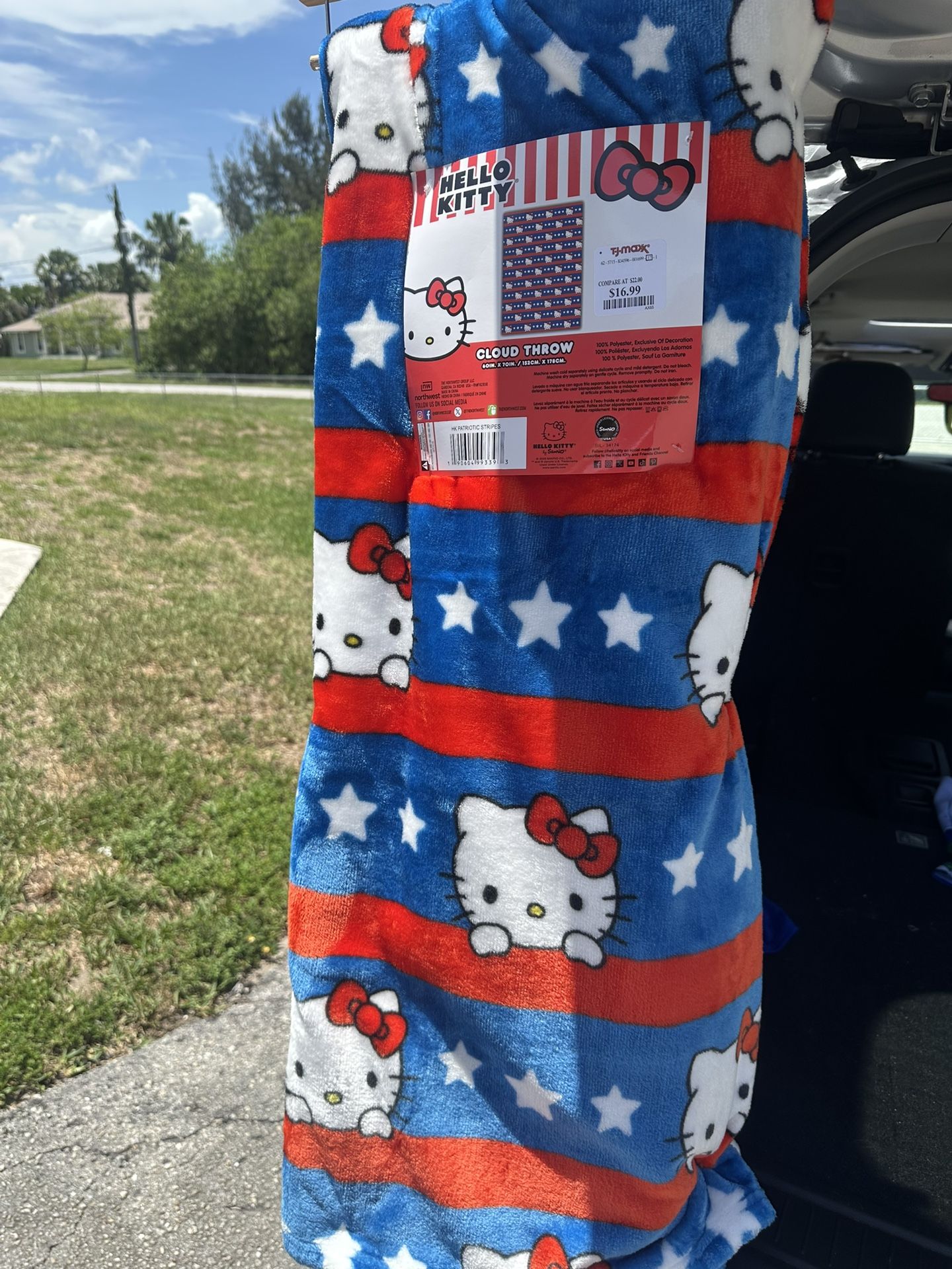 Hello Kitty Blanket Limited Edition