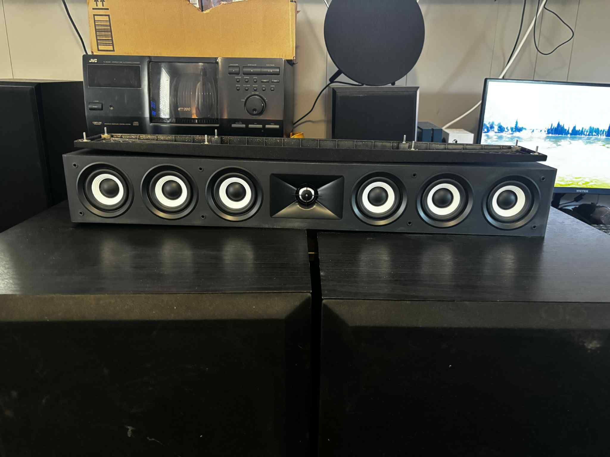 JBL A135C CENTER SPEAKER
