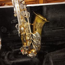 Selmer Bundy II Alto Saxophone #780604 (1980) USA