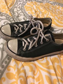 Girls shoes