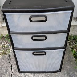 Sterilite 3-Drawer storage Unit - Black Frame