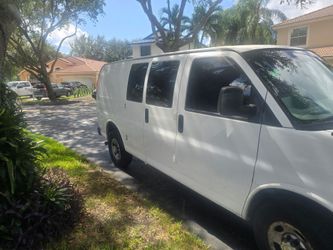 2006 Chevrolet Express Cargo Van