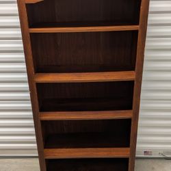 Book Shelf. Free Delivery 👍