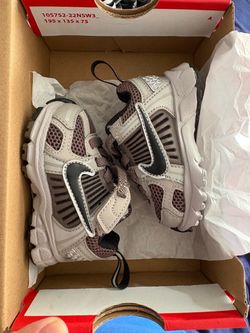 Nike Vomero 5