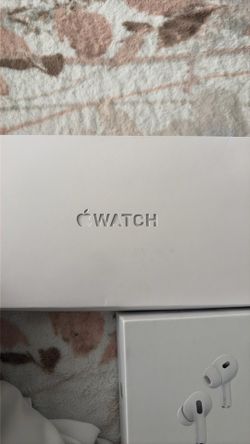 Apple Watch Ultra 2 (49mm Black Titanium with Black Ocean Band, model A2987)