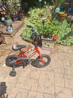12 inch Huffy  rock2  bike with training  wheels