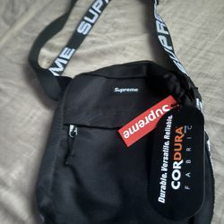 Supreme Bag SEND OFFERS