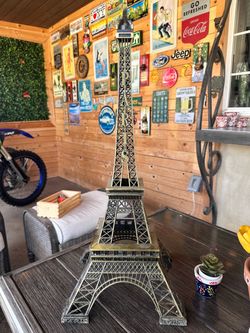 Eiffel Tower