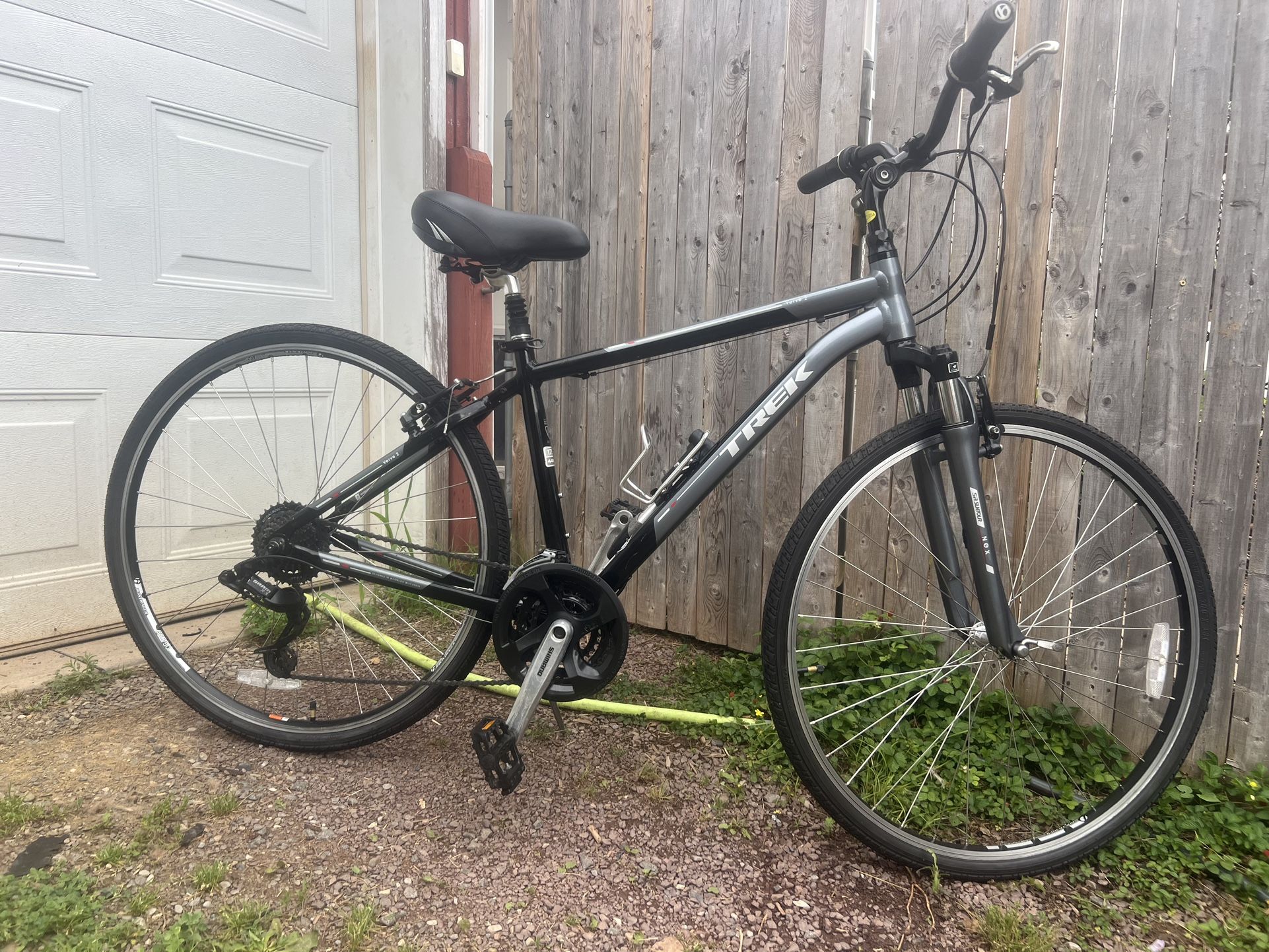 Trek Verve 2 Hybrid, Bike Size Medium