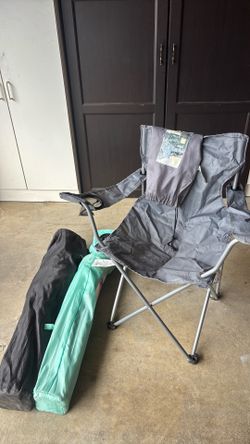 Folding chairs