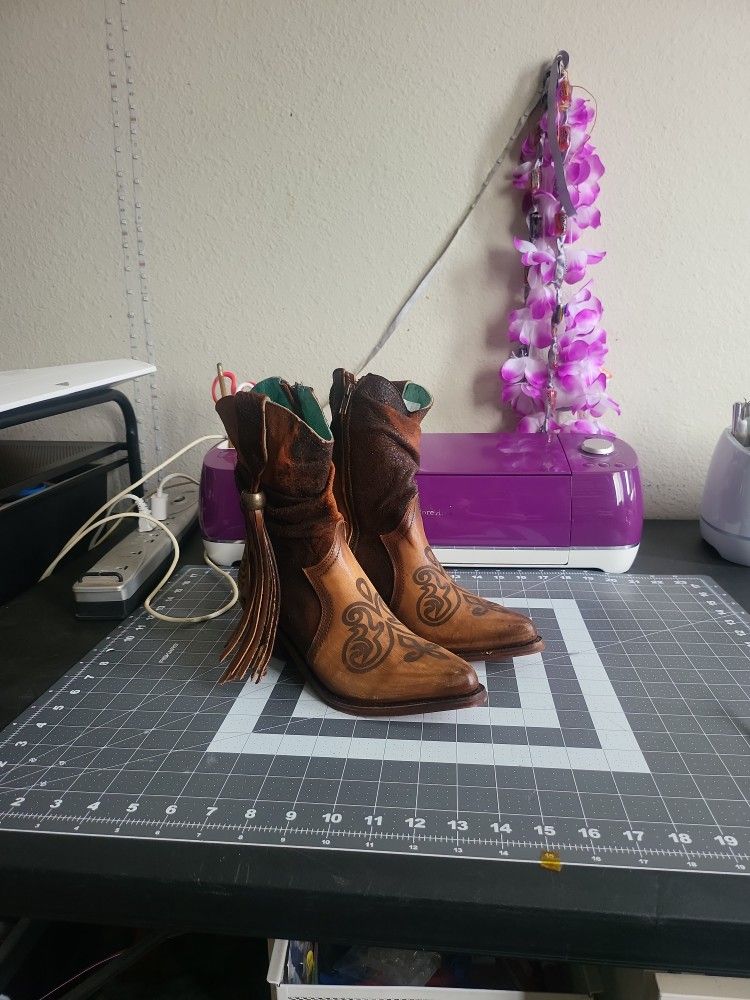 Cowhide/lamb Skin Boots, Real Leather Brand New