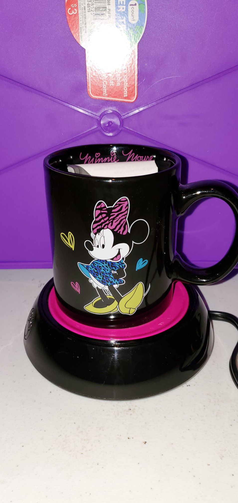Minnie Mouse coffee mug with warmer