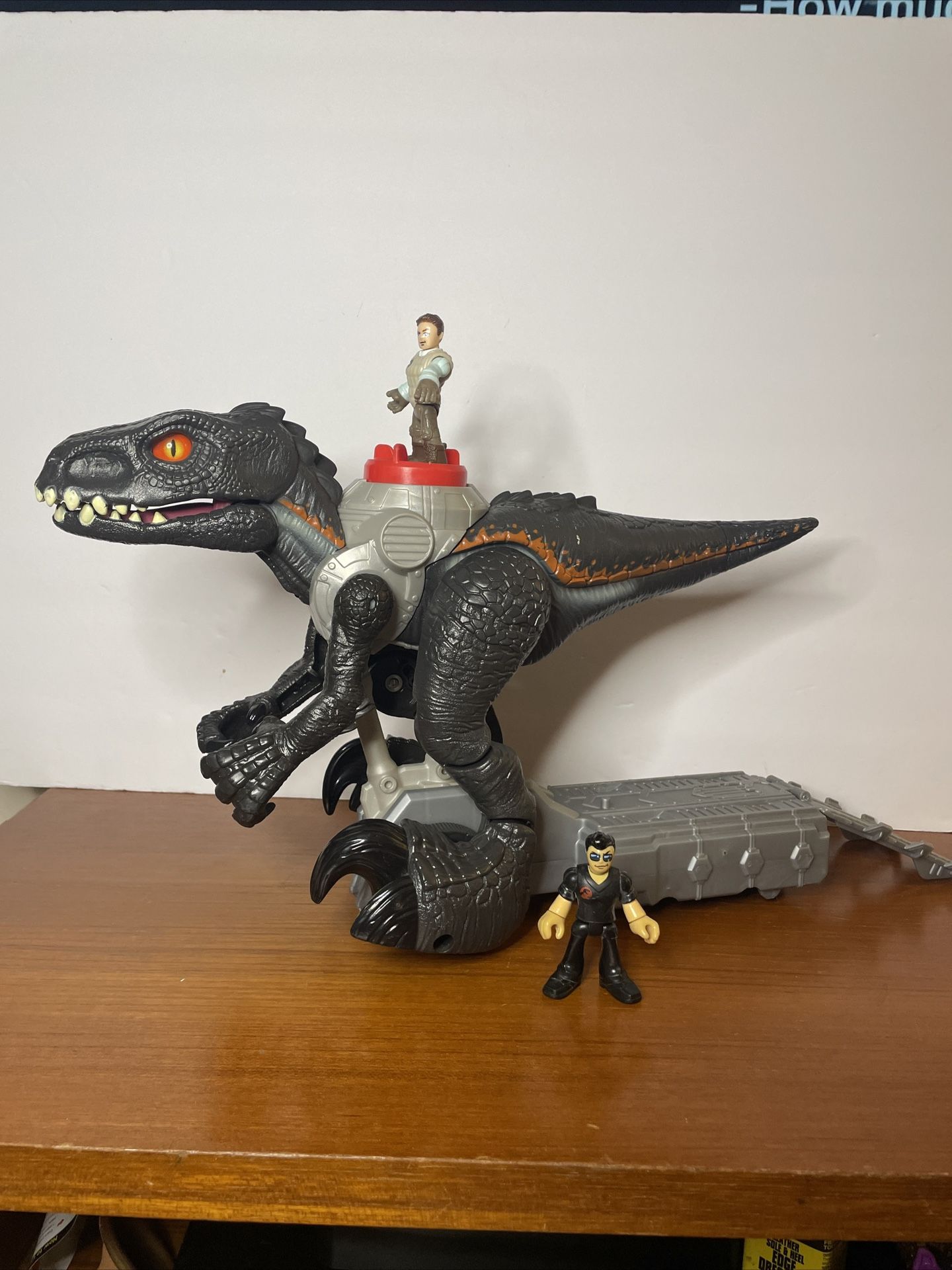 Jurassic World Imaginext Dinosaur Walking & Sounds + 2 Action Figures 10” Tall