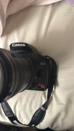 Canon t1i with EF 135mm f2.8 soft focus