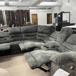 Nettington By Ashley Power Recliner Sectional 