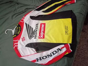 Supreme collab with Honda 💯 authentic make offer size M