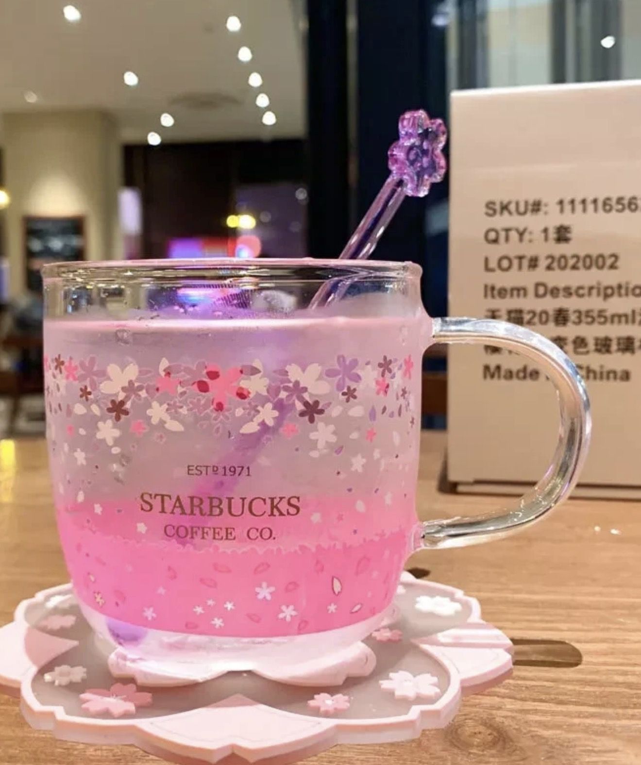 Color changing Pink Starbucks Sakura coffee cup