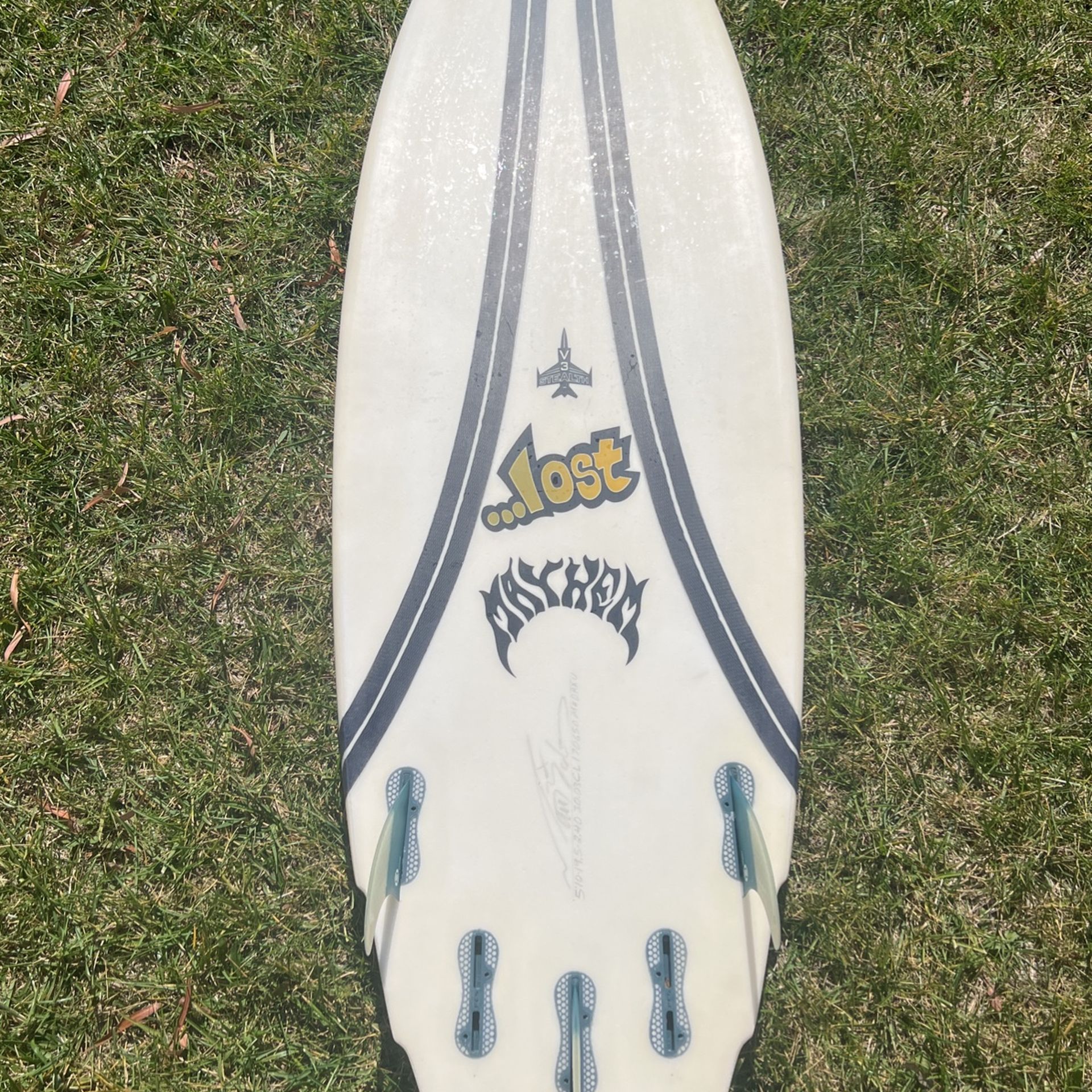5’10” Lost surfboard V3 stealth Carbon Wrap 30.03 Liters 