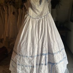 Size 12 Wedding Dress With Baby Blue 