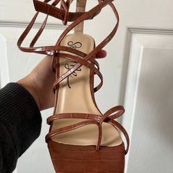 Brown Heels 
