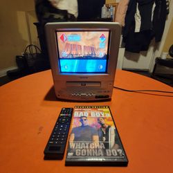 Samsui CRT Portable 9" TV/DVD/Gaming With Remote And 12V DC Car Port