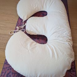 Custom made wool&cotton Twin Z twin feeding and lounging pillow.