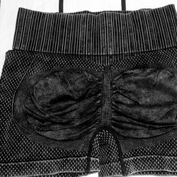 Maya levanta ponga taya L