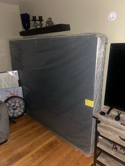 Queen Box Spring Still in Plastic Wrap & Double bed box spring