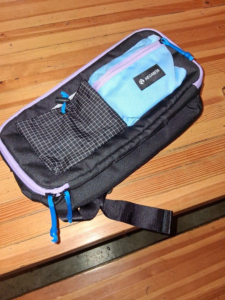 Megabeta Climber Sling Bag
