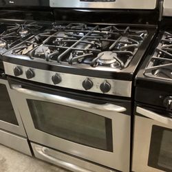 Ge Profile Gas Stove 30” Inch Wide 