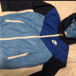 Boys -kids Nike Windbreaker Size 7 