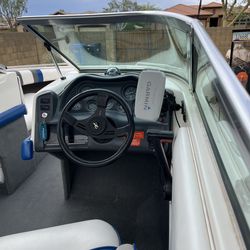 1993 Sea Ray 200