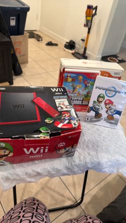 Wii mini set with games