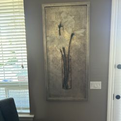 Three Dimensional Metallic Painting.