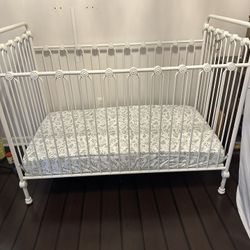 Vintage Bratt Decor Crib & Changing Table