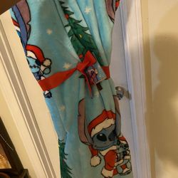 Stitch Christmas Blanket