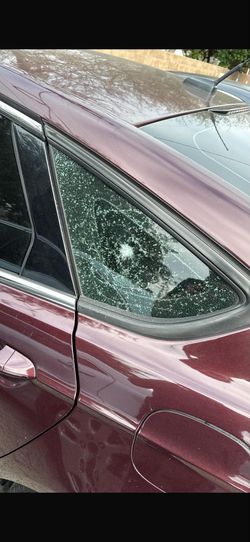 Auto glass