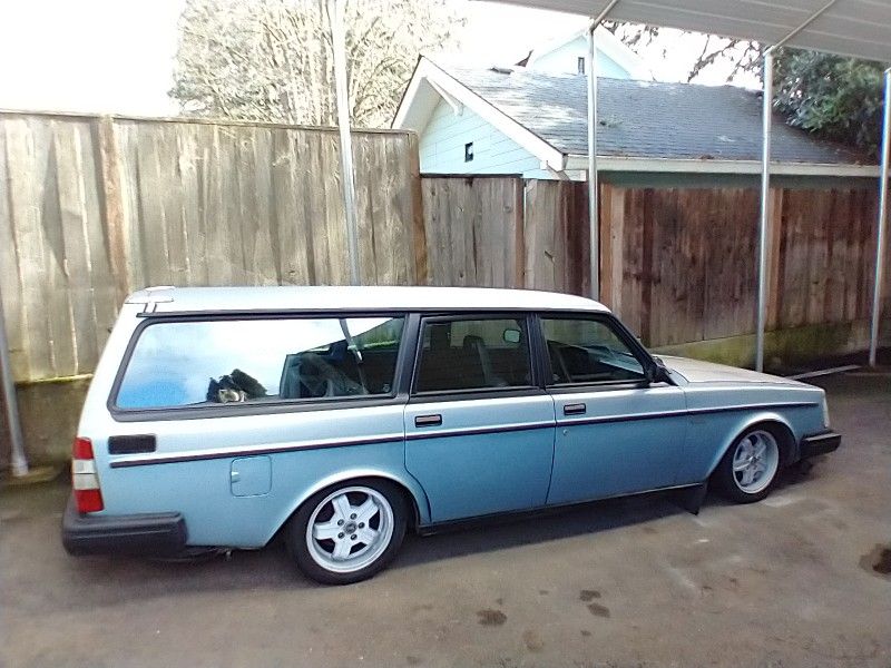 1985 VOLVO 240 TURBO MANUAL WAGON