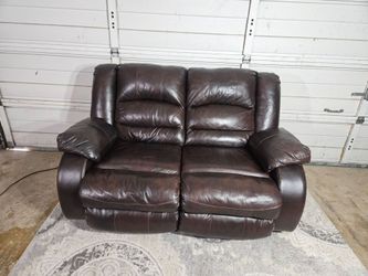 Leather Power Reclining Loveseat, Good Conditions 👍, Working Perfectly 👌