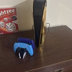 Play Station 5 Gold Edition