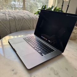 Apple MacBook Pro 2019 16” 16GB RAM 1TB 2019 - Excellent Condition