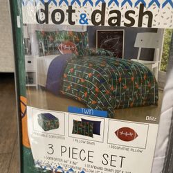 Dot & dash 3 piece twin set sports bedding comforter