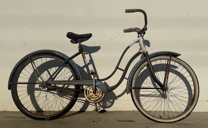 VINTAGE WOMANS HAWTHORNE MONTGOMERY WARDS bicycle