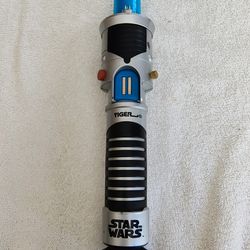 Star Wars Tiger Electronic Blue Light Saber 2000