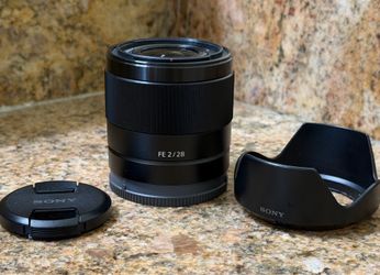 Sony 28mm F2 Full Frame E mount lens SEL28F20