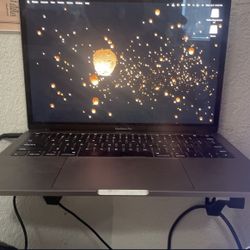 MacBook Pro 13in (2017)